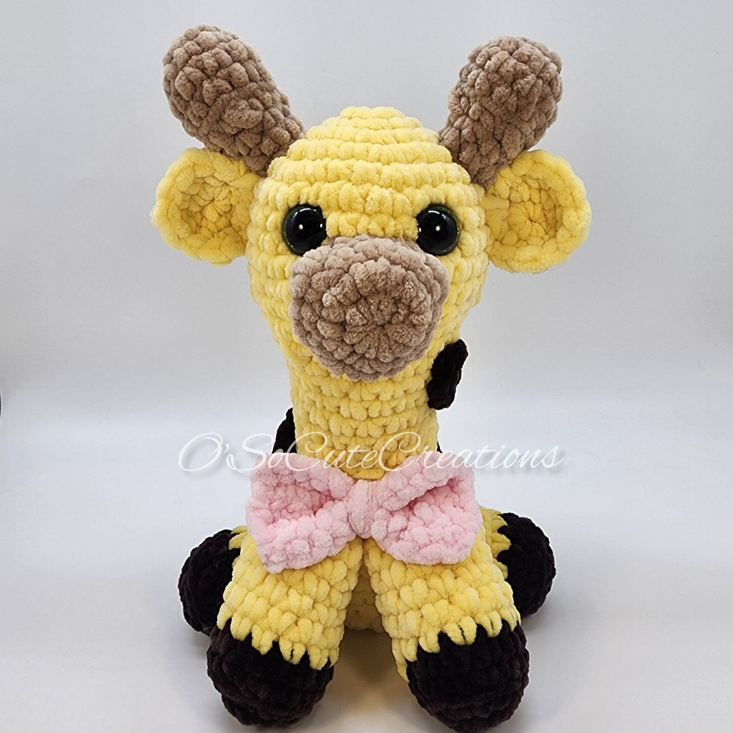 Crochet Giraffe Plushie with Pink Bow