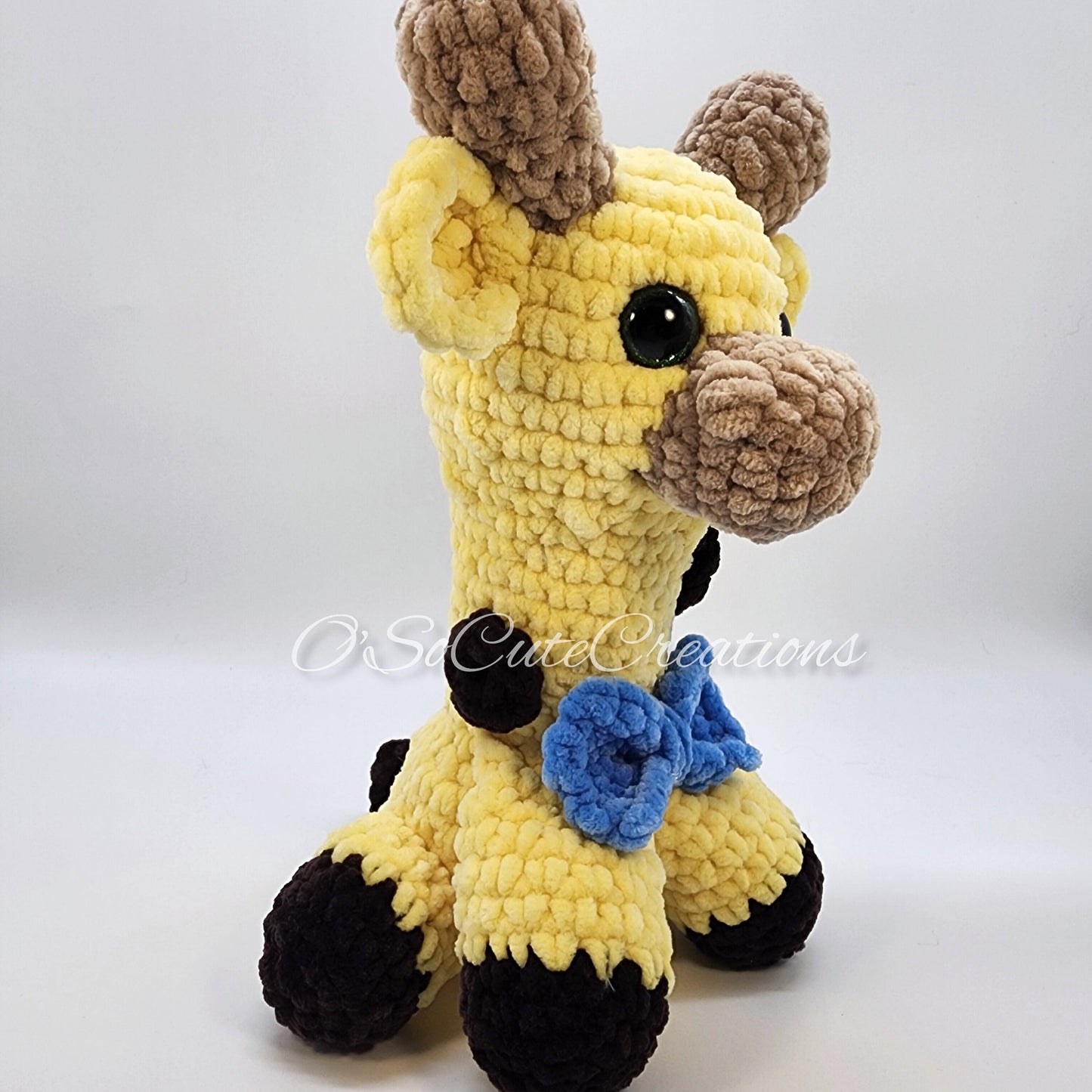 Crochet Giraffe Plushie with Blue Bow